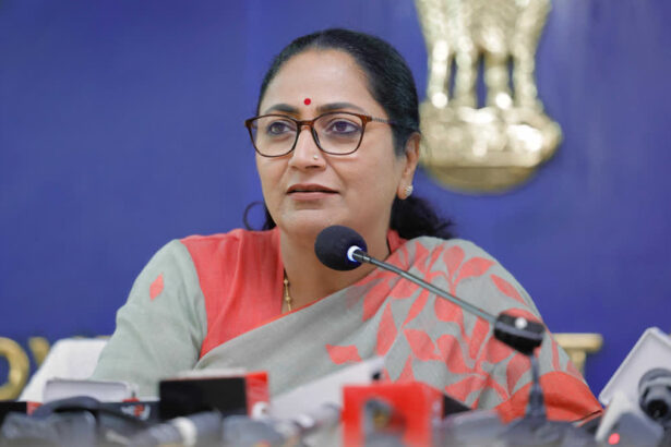 दिल्ली के कूड़े के पहाड़ों पर बड़ी कार्रवाई, 2.16 करोड़ टन कचरा प्रोसेस; 100 एकड़ जमीन रिक्लेम
