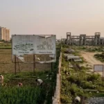 आवास विकास के वादे अधूरे, वर्षों बाद भी कागजों में अटकीं वसुंधरा-सिद्धार्थ विहार की बड़ी योजनाएं