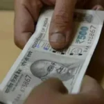 गाजियाबाद में पुलिस पर 30 हजार वसूली का आरोप, धमकाने का वीडियो वायरल; सिपाही निलंबित