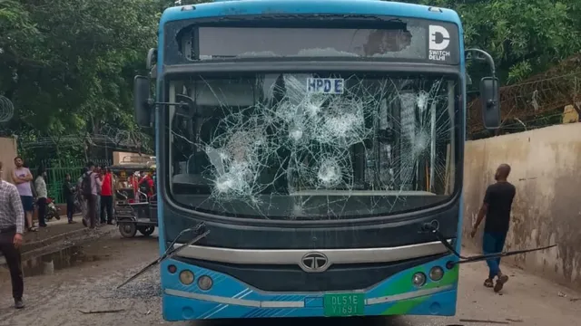 दिल्ली में दर्दनाक हादसा, DTC बस की चपेट में आने से स्कूली छात्रा की मौत