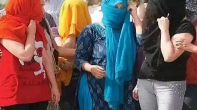 दिल्ली में यूट्यूबर पर नाबालिग से दुष्कर्म का आरोप, शादी के बाद देह व्यापार में धकेलने की कोशिश का दावा