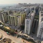 गाजियाबाद की हाईराइज सोसायटियों में बिजली लोड बढ़वाना महंगा, 25 हजार रुपये प्रति किलोवाट तक वसूली का आरोप