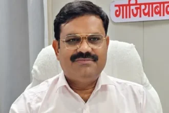 पुरानी गाड़ी हटाओ, नई BS-6 या EV लाओ; टैक्स-रजिस्ट्रेशन से लेकर ईंधन वाउचर तक लाभ