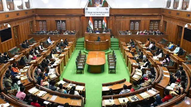 केजरीवाल सरकार पर प्रवेश वर्मा का हमला, बोले- CAG रिपोर्ट में सामने आई 3500 करोड़ की गड़बड़ी