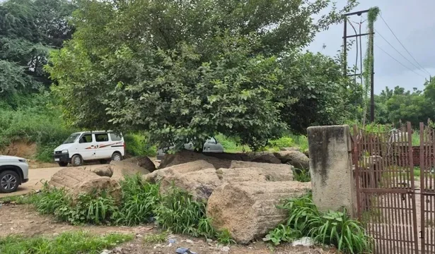 जेवर में नवजातों की दर्दनाक मौत से इंसानियत शर्मसार, कूड़े-झाड़ियों से लेकर एक्सप्रेसवे तक बन रहे मासूमों के ठिकाने