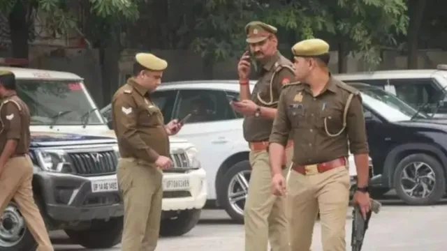 गाजियाबाद पुलिस में बड़ा फेरबदल, 30 दारोगाओं को मिली नई जिम्मेदारी