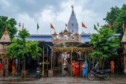 ग्रेटर नोएडा का आस्था धाम: 1000 वर्ष पुराने नानकेश्वर महादेव मंदिर का जानिए इतिहास