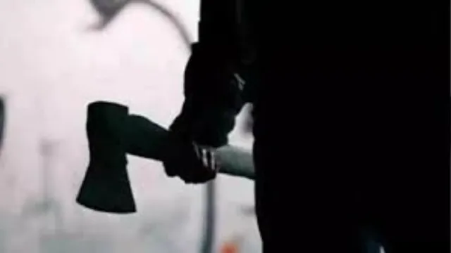 ग्रेटर नोएडा में चचेरे भाई ने कुल्हाड़ी से की युवक की हत्या, वारदात के बाद फरार