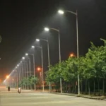 ग्रेटर नोएडा में स्ट्रीट लाइट व्यवस्था होगी दुरुस्त, खराब लाइट की शिकायत के लिए हेल्पलाइन जारी
