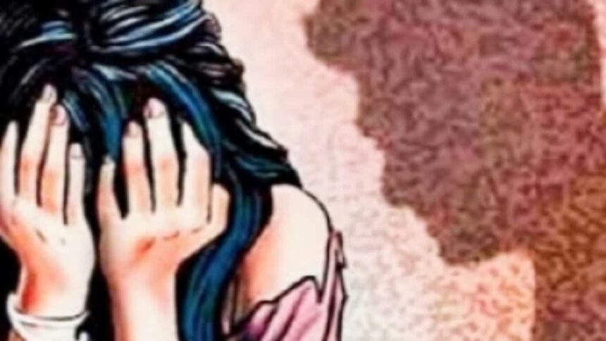 दिल्ली के बवाना में शर्मसार करने वाली घटना: चॉकलेट का लालच देकर मासूम से दरिंदगी, कैब चालक पॉक्सो एक्ट में गिरफ्तार