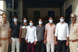 लोन ऐप के जाल में फंसाकर अश्लील फोटो से ब्लैकमेल, नोएडा में 6 साइबर ठग गिरफ्तार