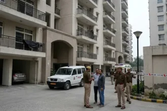 इंदिरापुरम में 35 वर्षीय युवक की संदिग्ध परिस्थितियों में मौत, बालकनी में मिला शव