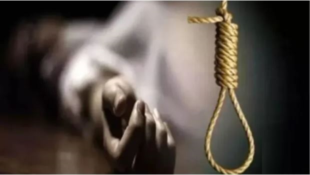 साहिबाबाद में खौफनाक वारदात: मां ने 2 साल की बच्ची संग लगाई फांसी, एक ही फंदे पर लटके मिले दोनों के शव