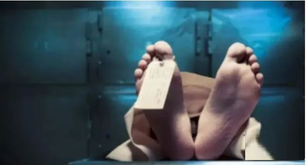 नोएडा सेक्टर 63: गढ़ी गोलचक्कर के पास नाले में मिला 40 वर्षीय व्यक्ति का शव, शिनाख्त में जुटी पुलिस