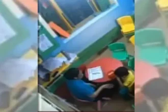 मासूम से मारपीट के बाद सील हुआ प्ले स्कूल, 300 बच्चों के भविष्य को लेकर अभिभावक परेशान