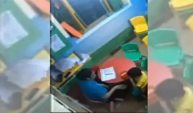 मासूम से मारपीट के बाद सील हुआ प्ले स्कूल, 300 बच्चों के भविष्य को लेकर अभिभावक परेशान