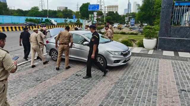 नोएडा अथॉरिटी को बम से उड़ाने की धमकी, ई-मेल मिलते ही मचा हड़कंप, जांच में जुटी पुलिस