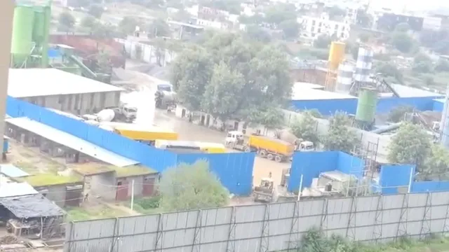 ग्रेटर नोएडा वेस्ट: कागजों में बंद 8 RMC प्लांट जमीन पर चालू, 8 सोसायटियों के 50 हजार लोग जहरीली हवा में जीने को मजबूर