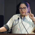 दिल्ली में भारी बारिश के बीच CM रेखा गुप्ता का औचक निरीक्षण, जलभराव पर अधिकारियों को सख्त निर्देश