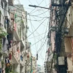 ट्रांस हिंडन में अंधेरे का राज: निर्देशों के बावजूद महीनों से खराब पड़ी हैं स्ट्रीट लाइटें, हर चौथी गली में बना डर का माहौल