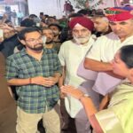 दिल्ली: सीएम रेखा गुप्ता का मुखर्जी नगर में औचक निरीक्षण, चाय की टपरी पर बैठकर छात्रों की सुनीं समस्याएं