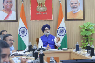 दिल्ली में ‘Ease of Doing Business’ को नई रफ्तार: LG तरनजीत सिंह संधू का सख्त फरमान– नवंबर अंत तक पूरे हों सभी लंबित काम