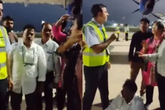 नोएडा एयरपोर्ट पर यात्रियों का हंगामा: लखनऊ जाने वाली फ्लाइट समय पर नहीं भरी उड़ान, दिखी नाराजगी